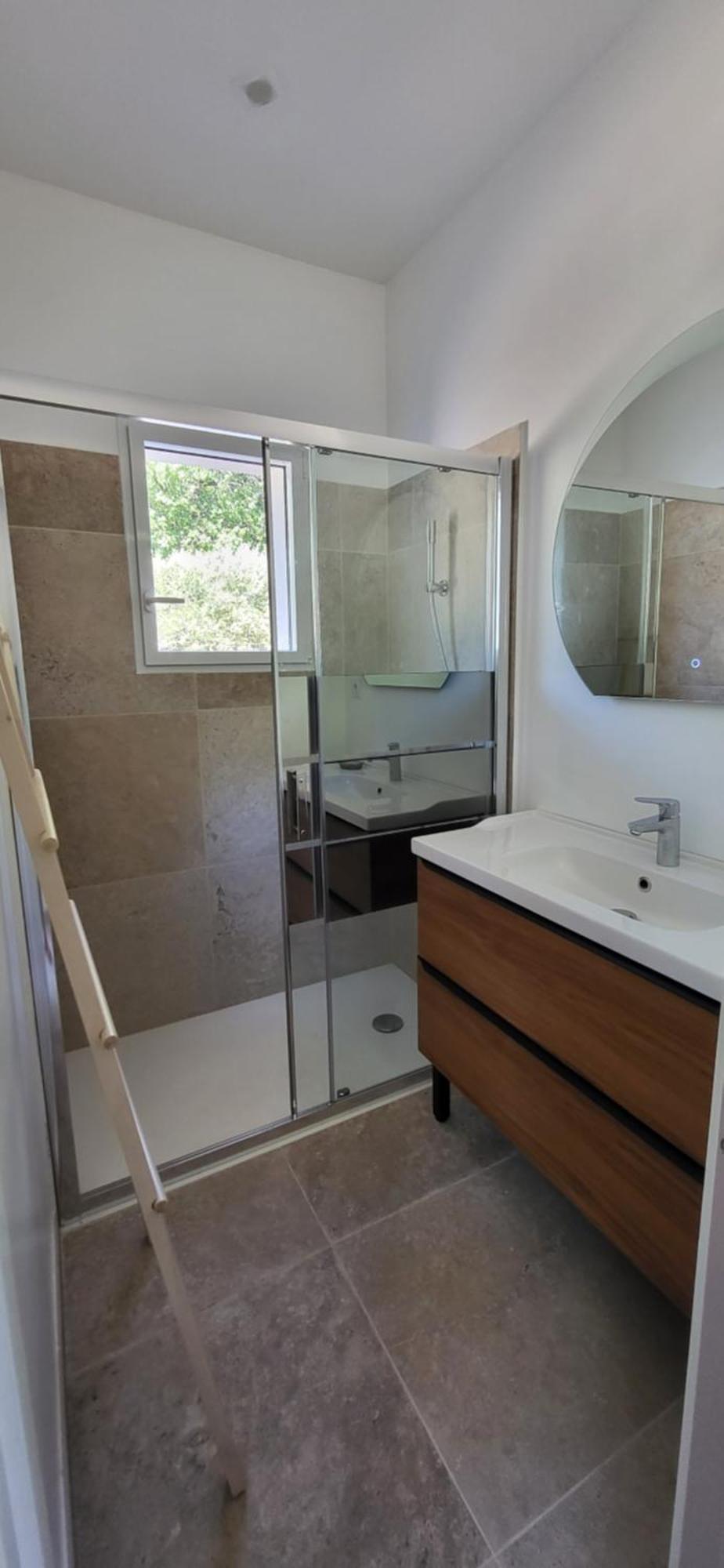 Holiday home Jolie Maison Neuve Entre Et Colline En Provence